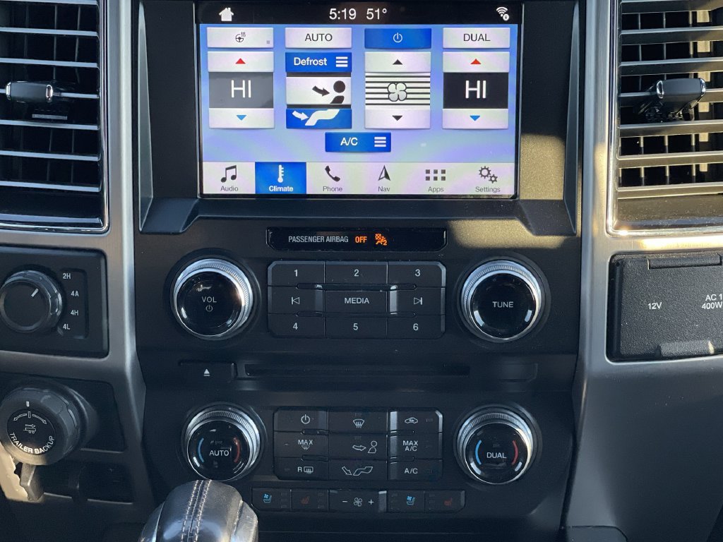 Used 2018 Ford F150 Platinum w/ Equipment Group 701A Luxury AWD/4WD image 34