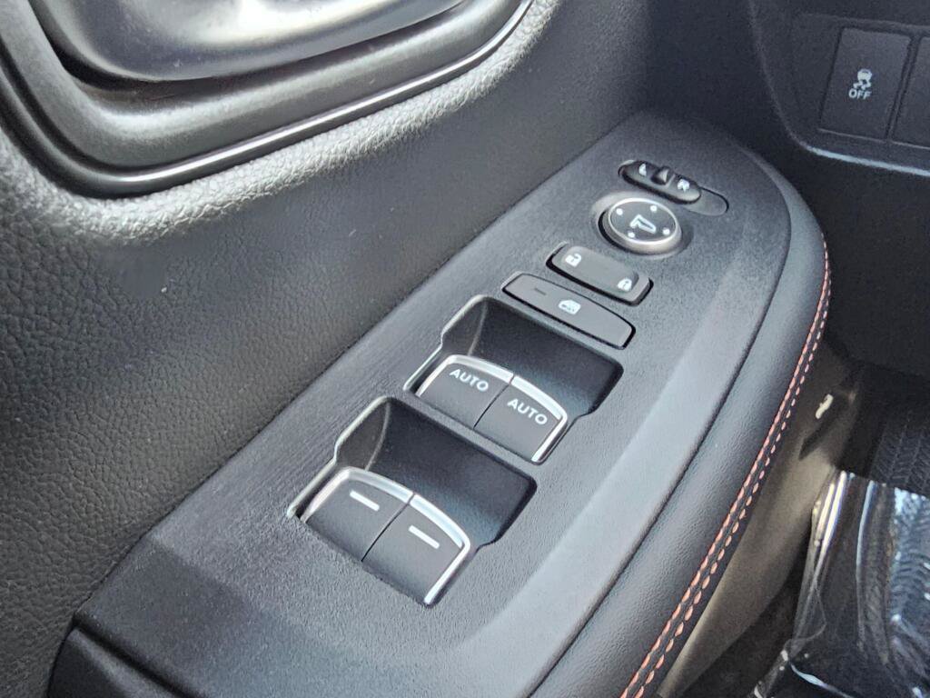 Certified 2026 Honda HR-V Sport image 31