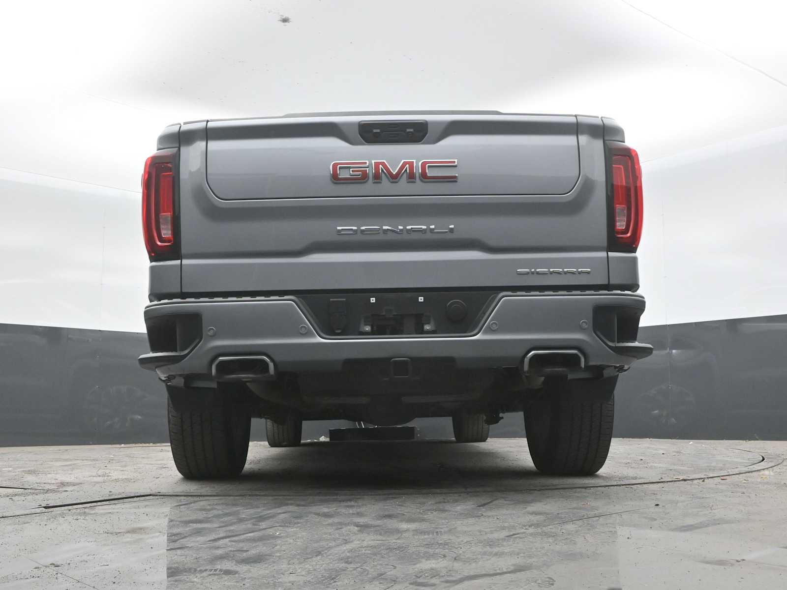 Used 2025 GMC Sierra 1500 Denali w/ Denali Reserve Package AWD/4WD image 49