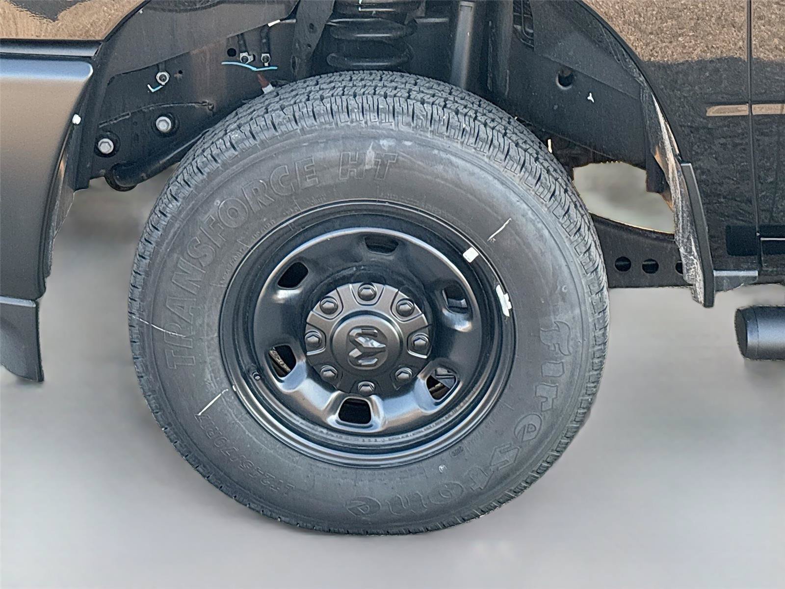 New 2026 RAM 2500 Tradesman AWD/4WD image 28