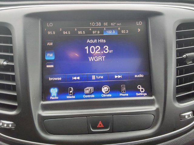 Used 2015 Chrysler 200 Limited w/ Comfort Group FWD image 25