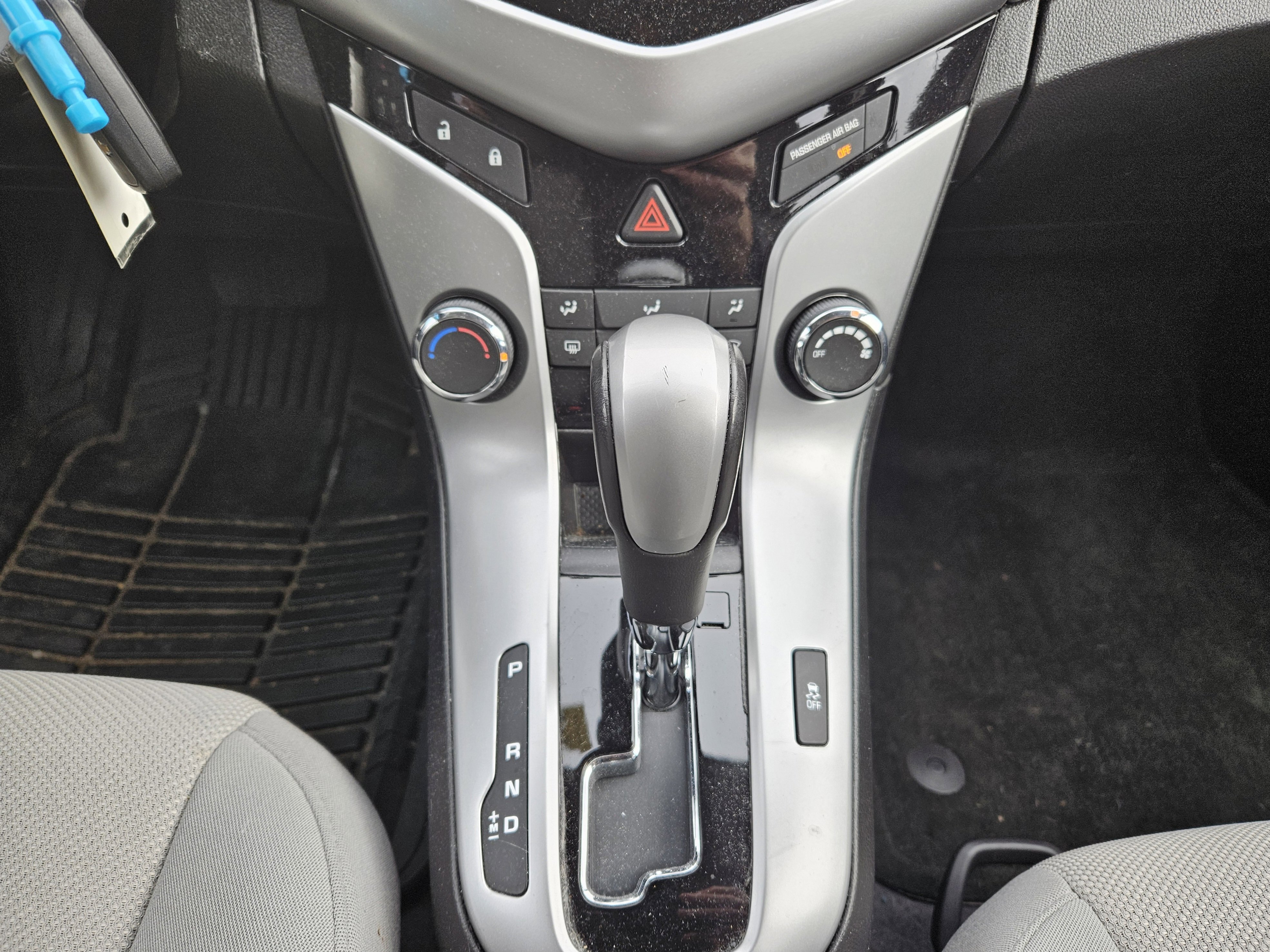 Used 2014 Chevrolet Cruze LT w/ All-Star Edition image 15