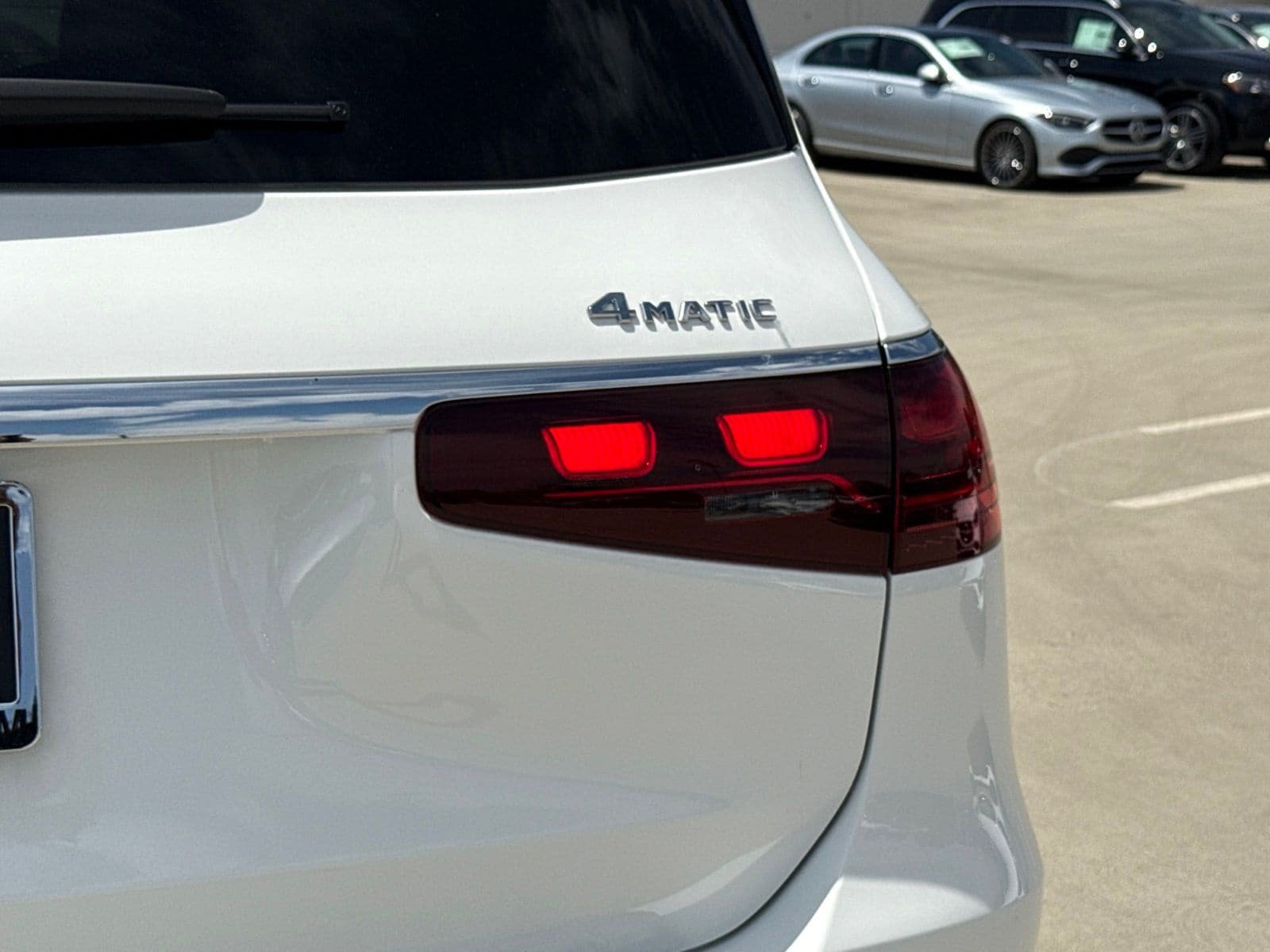 New 2026 Mercedes-Benz GLS 450 4MATIC image 14