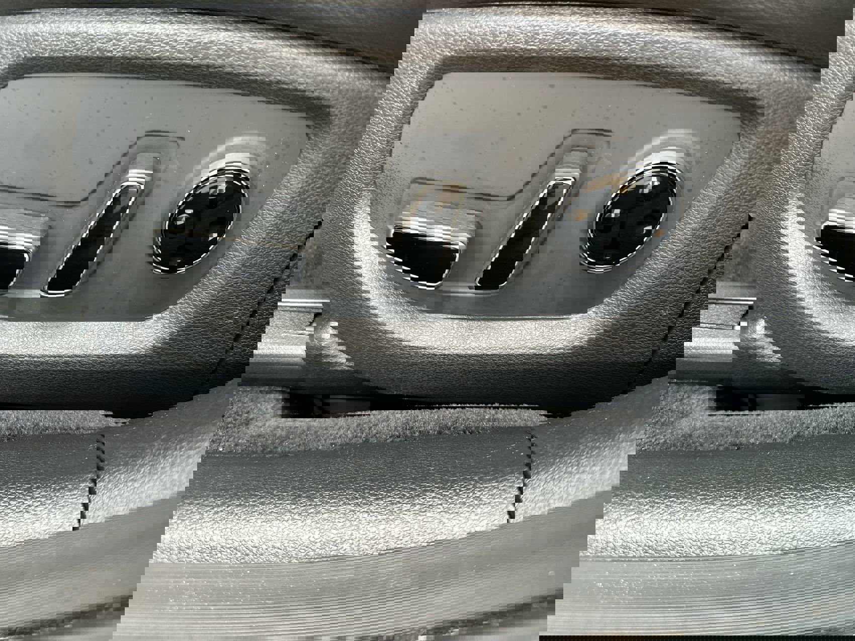 Used 2019 Genesis G80 3.8 image 12