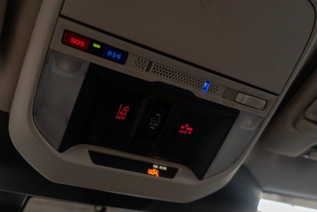 Used 2023 Subaru Forester Premium AWD/4WD image 40