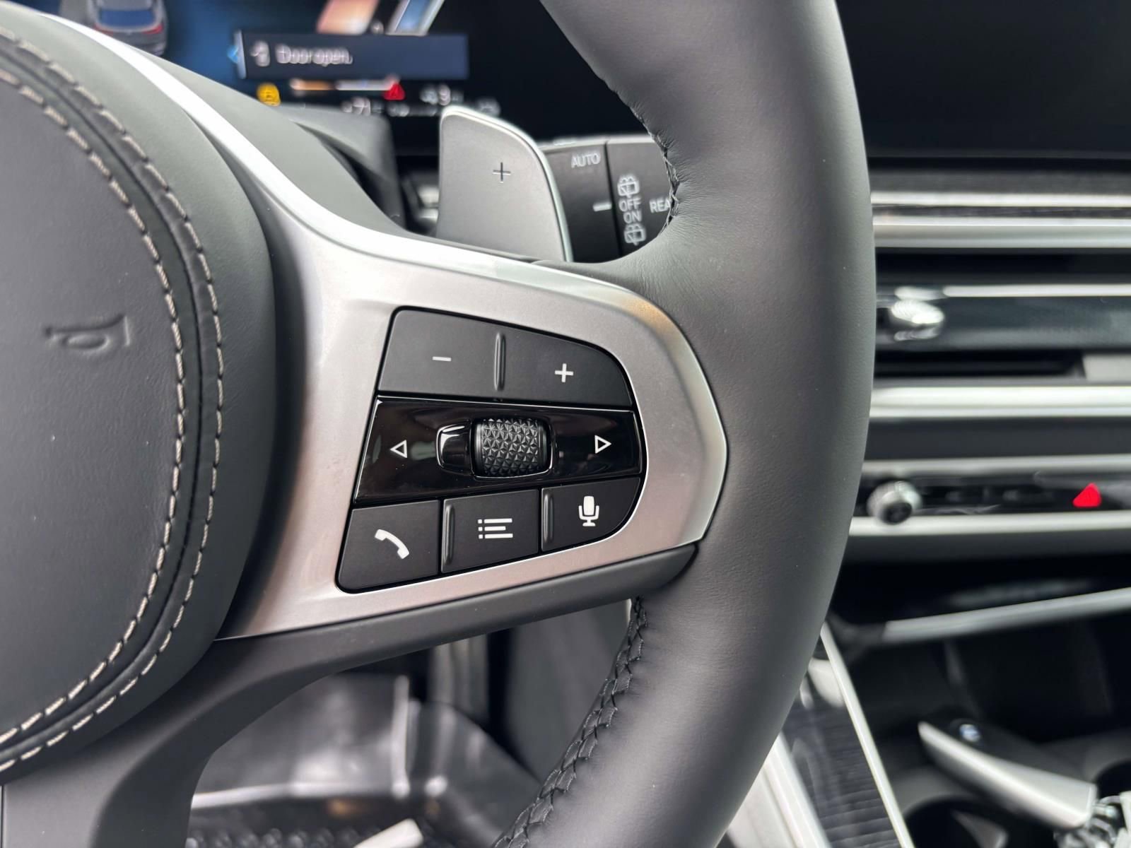 New 2026 BMW X5 xDrive50e image 13