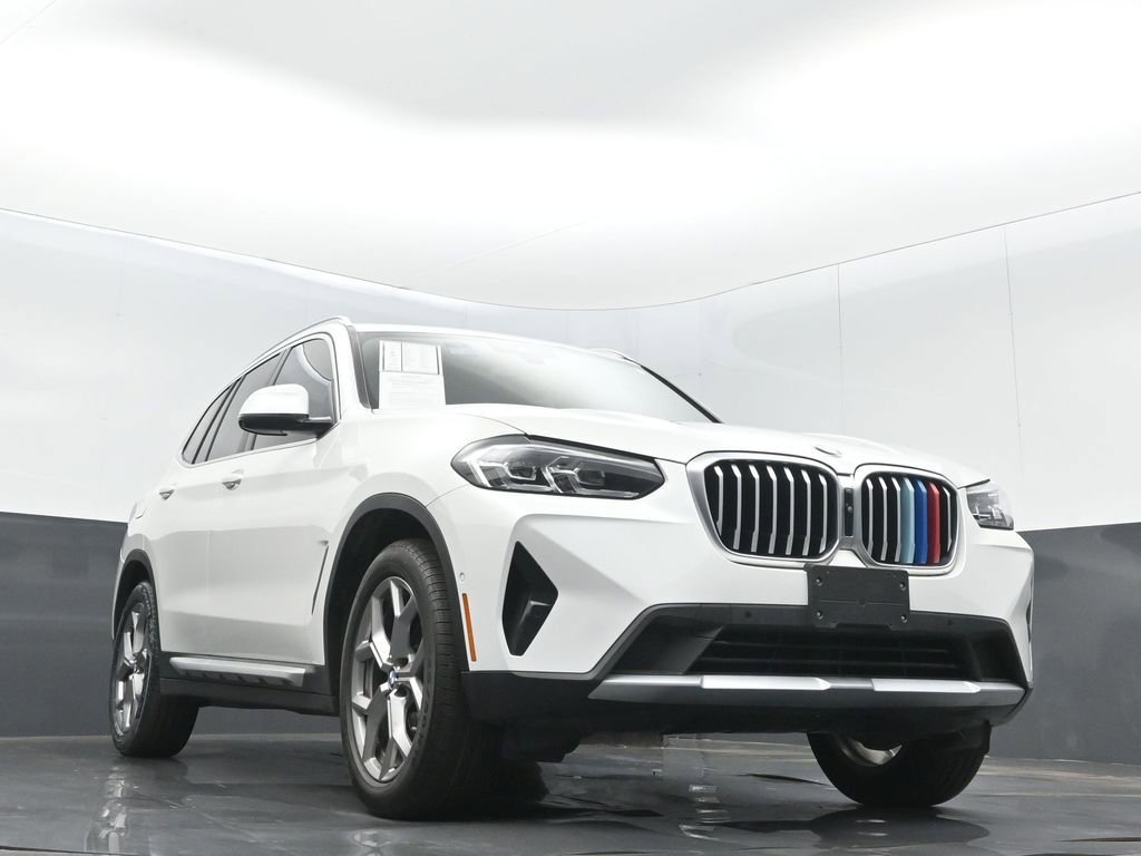 Used 2023 BMW X3 xDrive30i w/ Premium Package AWD/4WD image 5