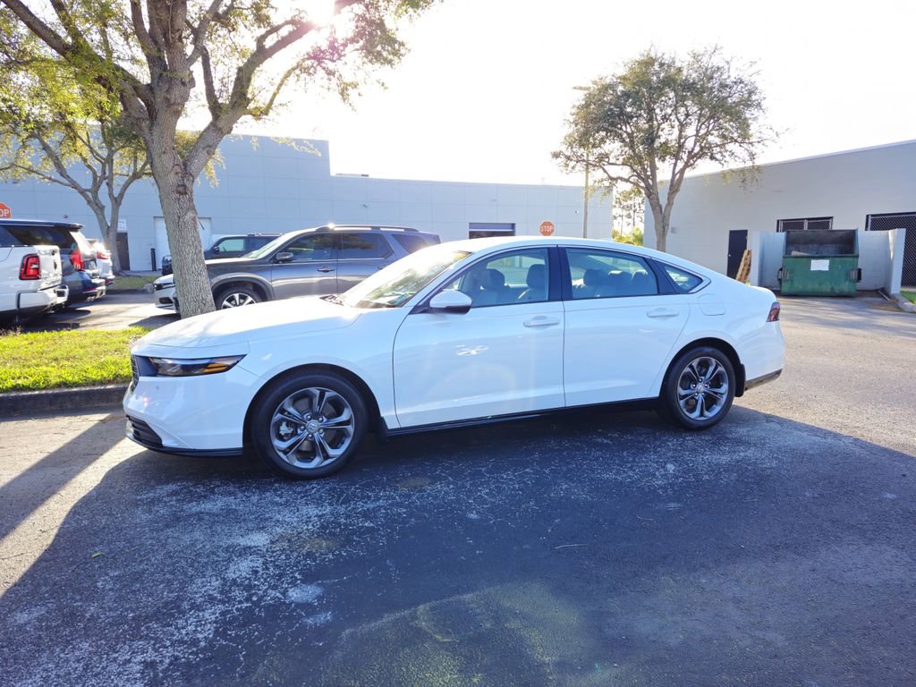 Used 2025 Honda Accord EX-L image 9