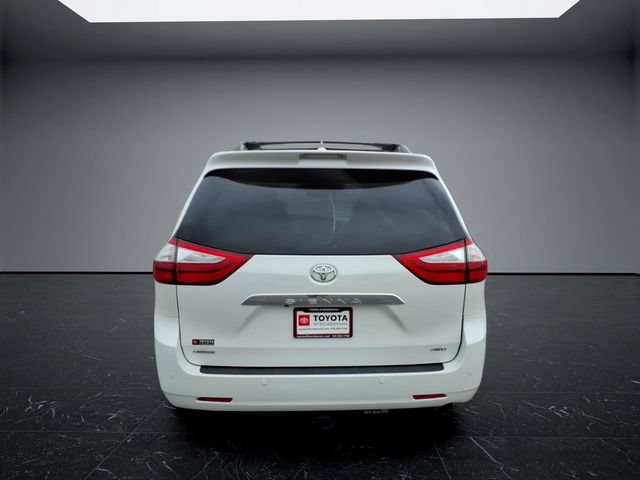 Used 2015 Toyota Sienna Limited Premium AWD/4WD image 4