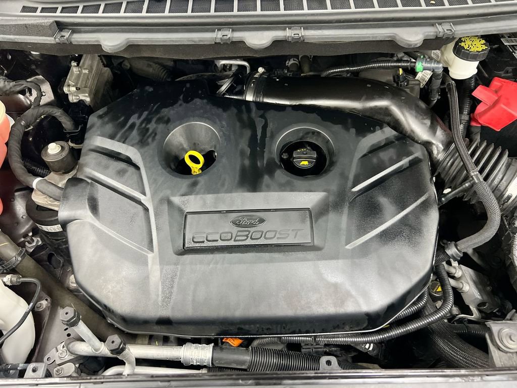 Used 2018 Ford Edge SEL w/ Equipment Group 201A FWD image 25