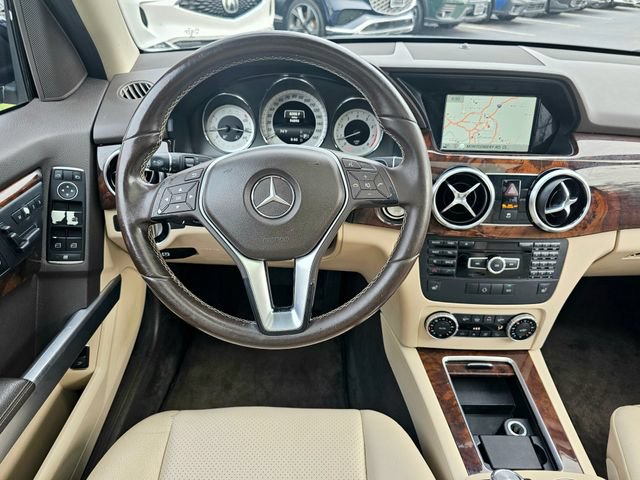 Used 2015 Mercedes-Benz GLK 350 4MATIC image 31