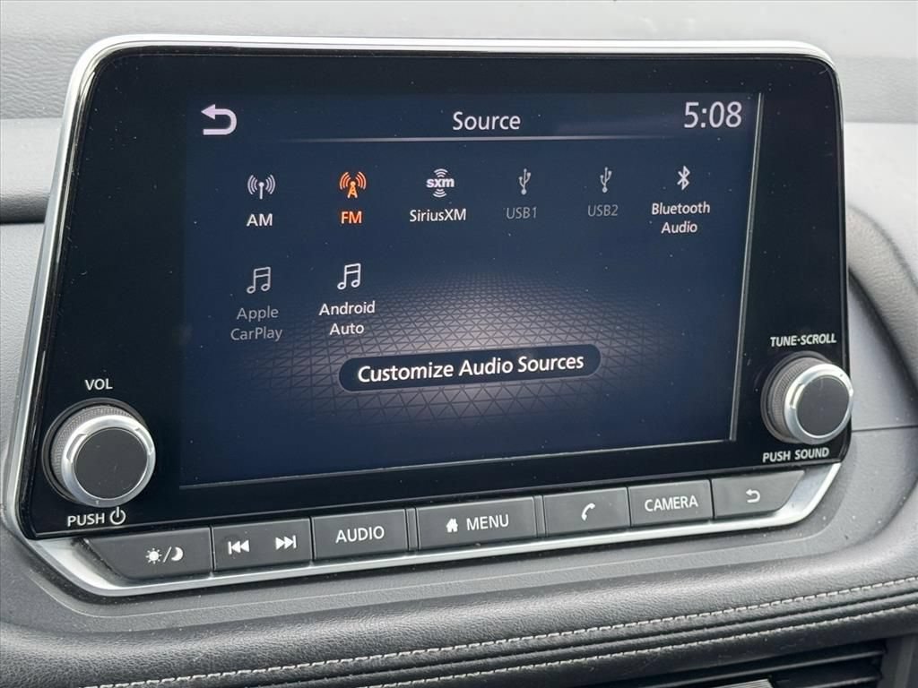 Certified 2025 Nissan Rogue SV FWD image 24