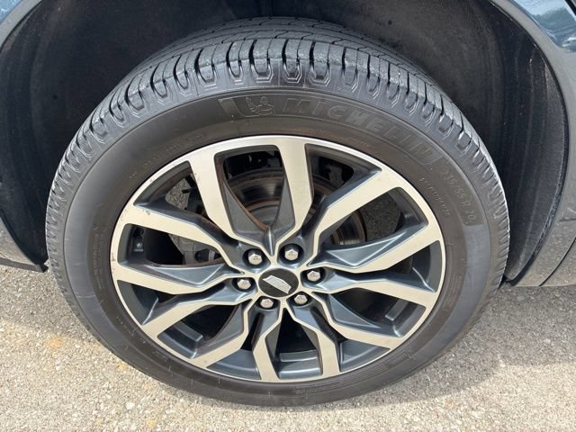 Used 2021 Cadillac XT6 Sport AWD/4WD image 12