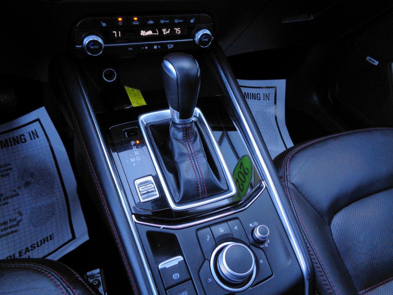 Used 2024 MAZDA CX-5 Carbon Edition image 11