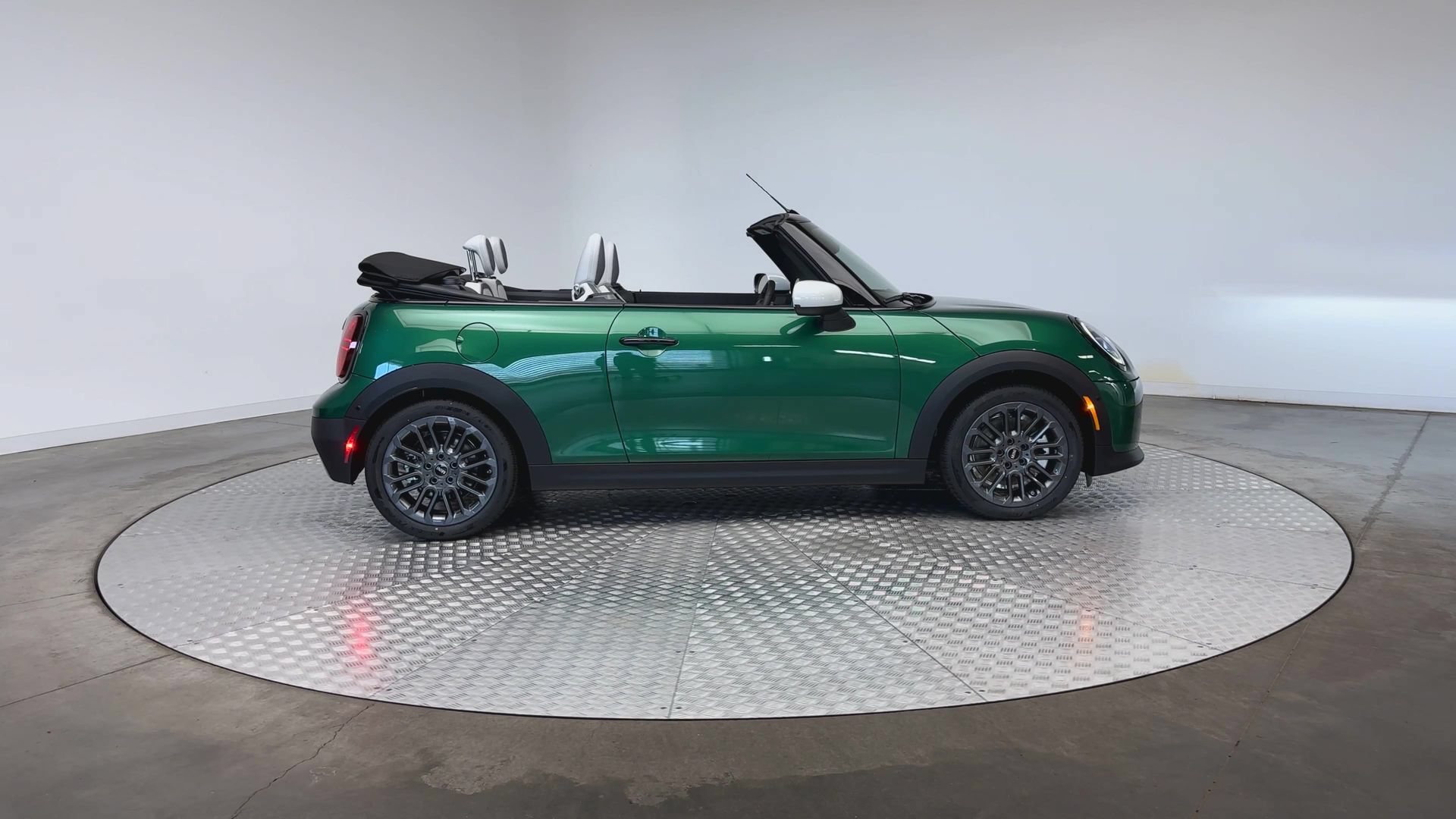 New 2027 MINI Cooper S FWD image 9