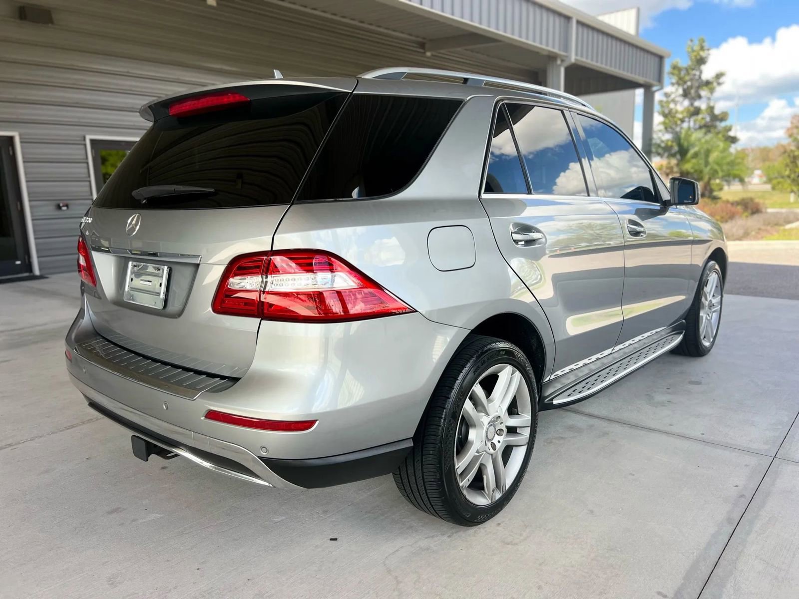 Used 2015 Mercedes-Benz ML 350 2WD w/ Premium 1 Package image 6