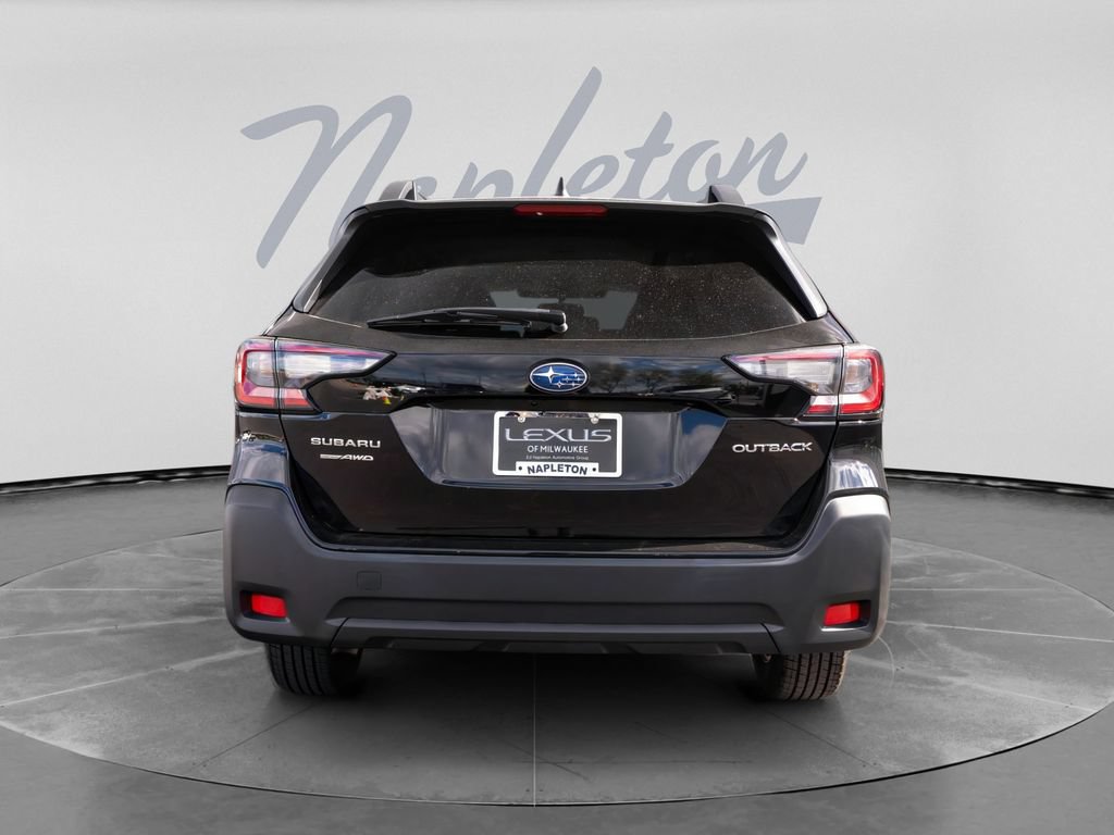 Used 2024 Subaru Outback Premium AWD/4WD image 8