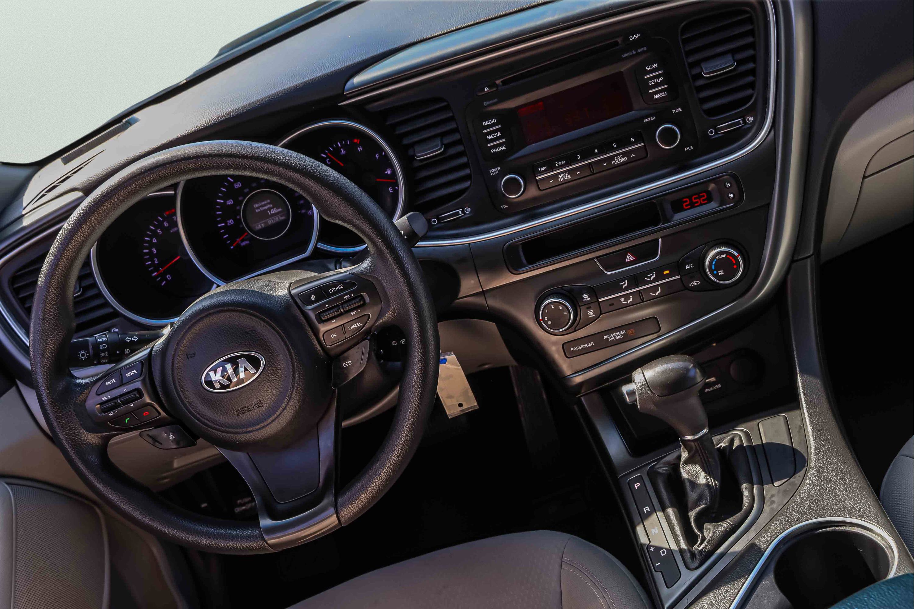 Used 2015 Kia Optima LX w/ LX Convenience Package image 19