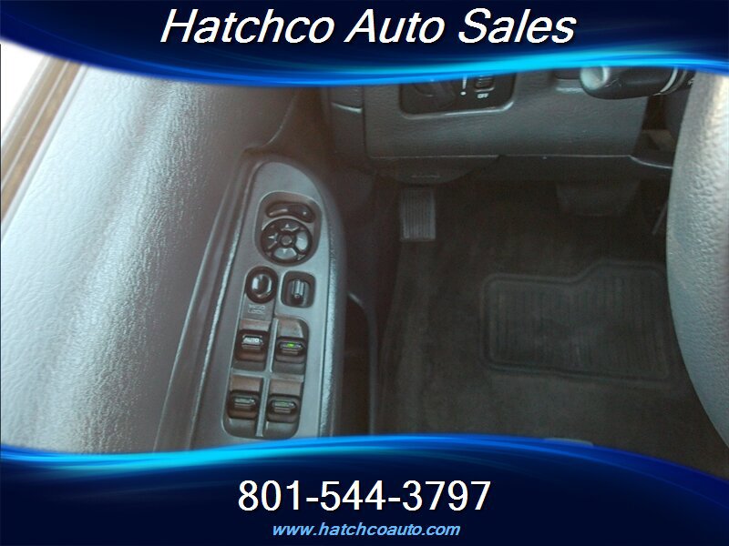 Used 2004 Dodge Ram 2500 Truck SLT w/ Trailer Tow Group AWD/4WD image 13