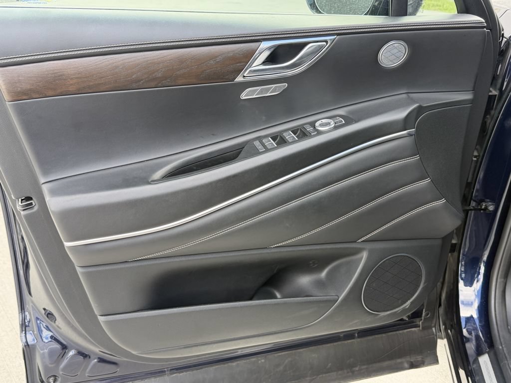 Used 2024 Genesis GV80 2.5T AWD/4WD image 10