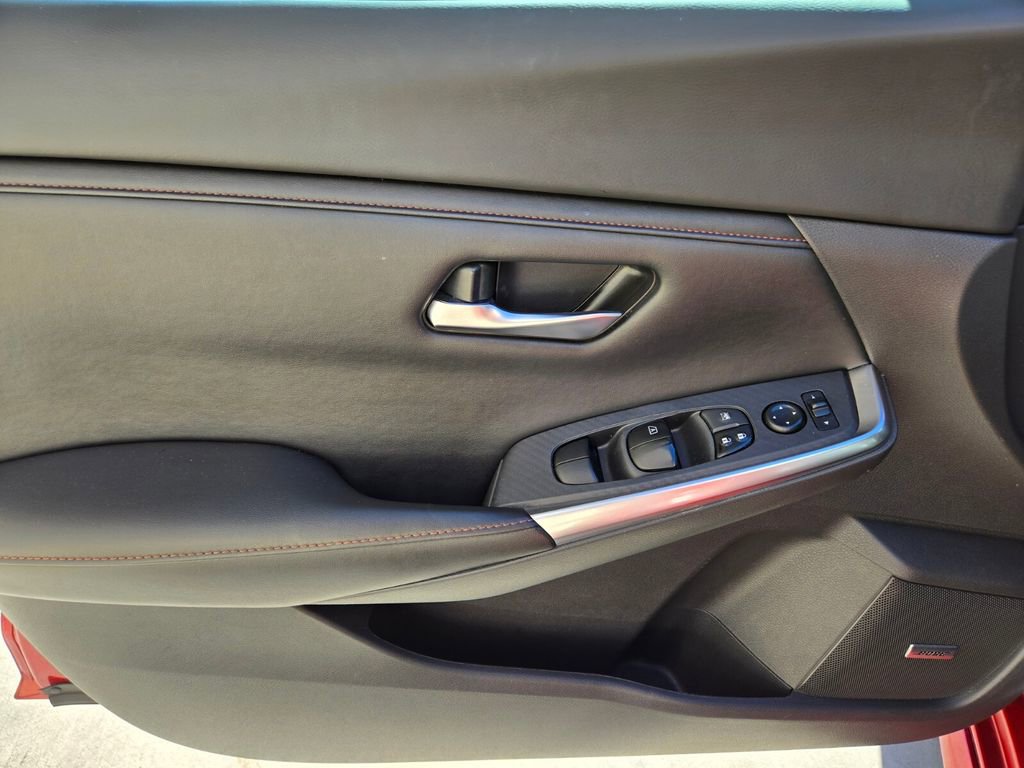 Used 2023 Nissan Sentra SR w/ SR Premium Package image 22