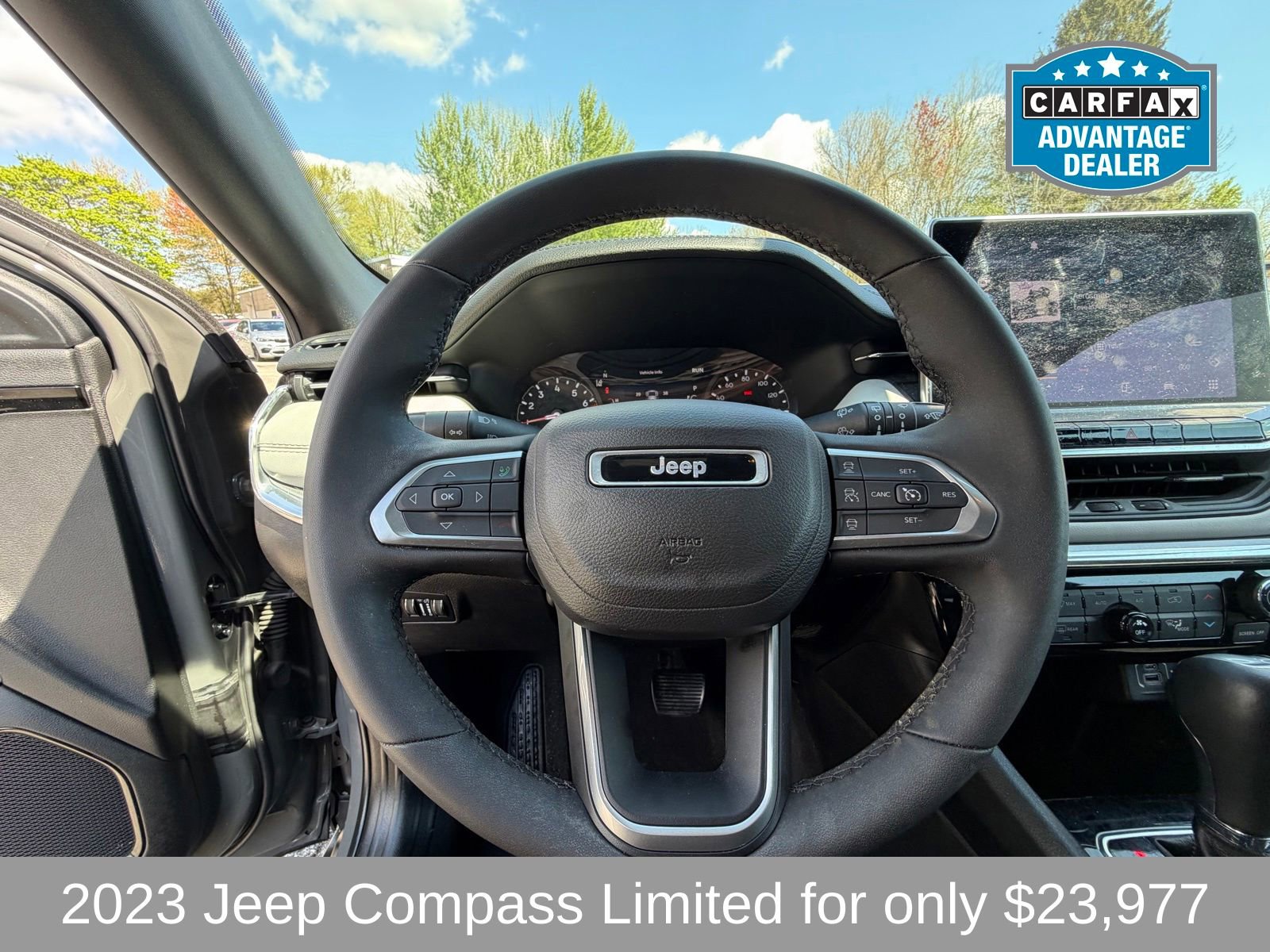 Used 2023 Jeep Compass Limited w/ Elite Group AWD/4WD image 13