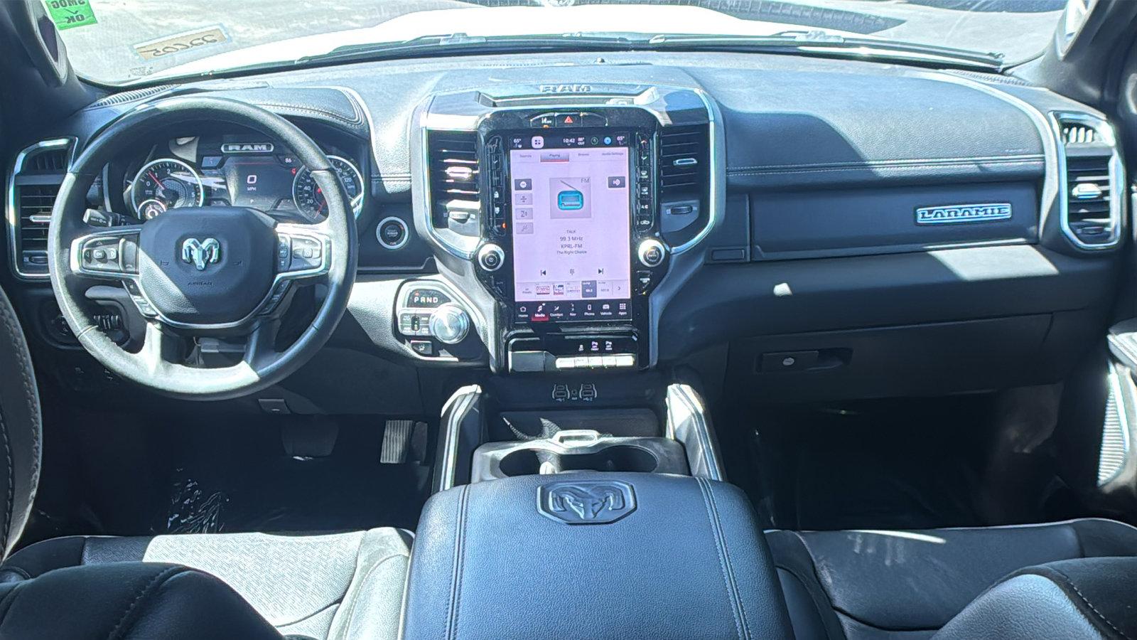 Used 2025 RAM 1500 Laramie AWD/4WD image 21