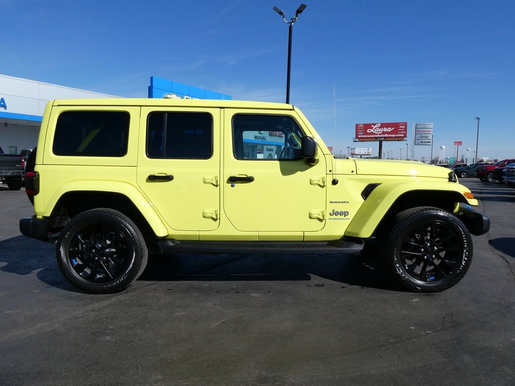 Used 2023 Jeep Wrangler Unlimited Sahara w/ Cold Weather Group image 4