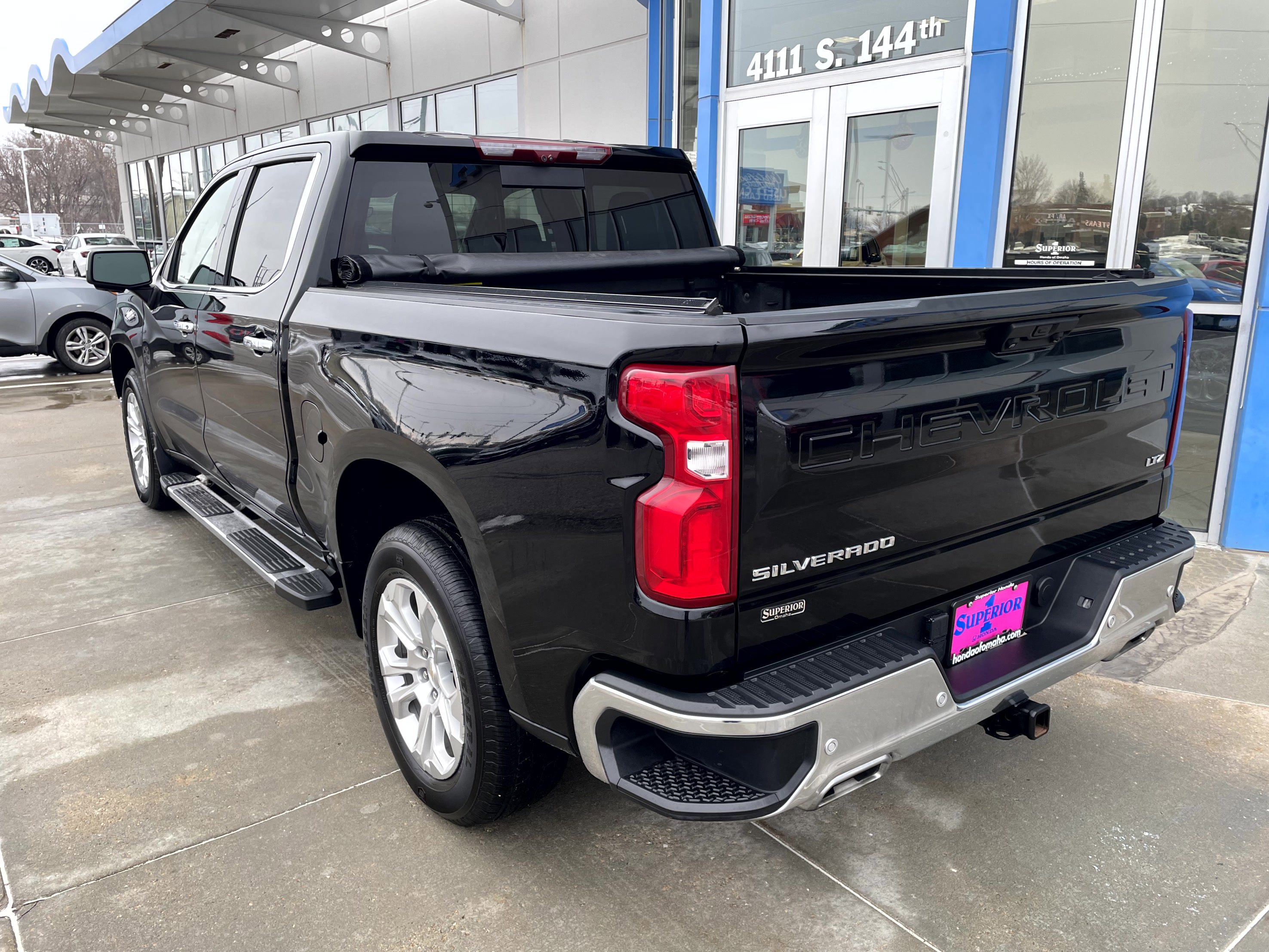Used 2023 Chevrolet Silverado 1500 LTZ image 2