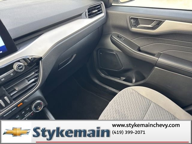 Used 2022 Ford Escape SE w/ Convenience Package image 44