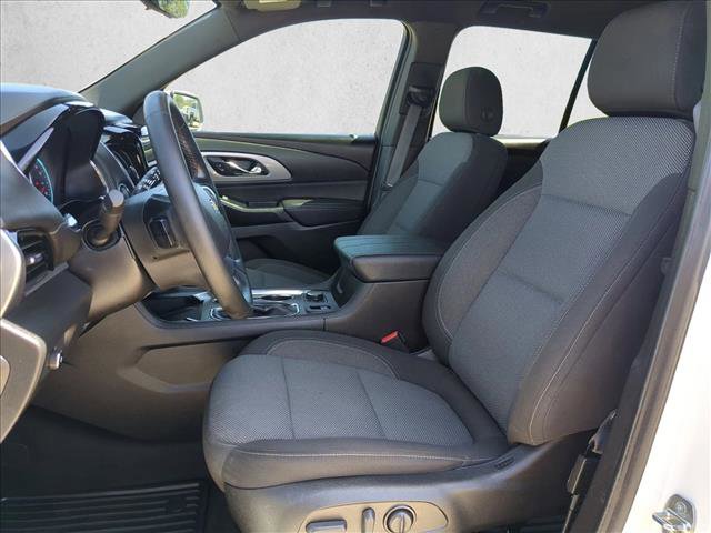 Used 2023 Chevrolet Traverse LT image 15