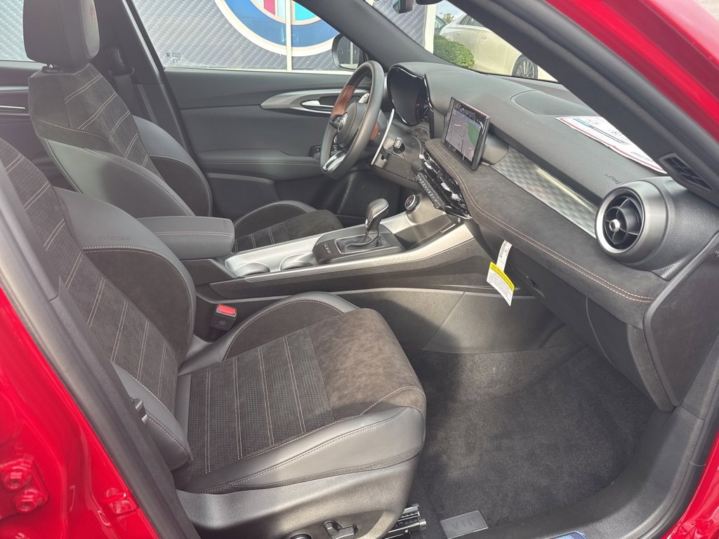 New 2025 Alfa Romeo Tonale image 21