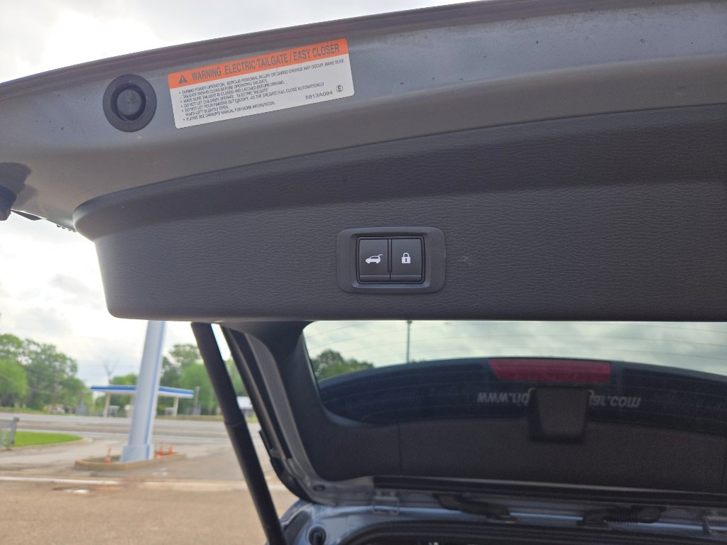 Used 2025 Mitsubishi Outlander SEL image 14