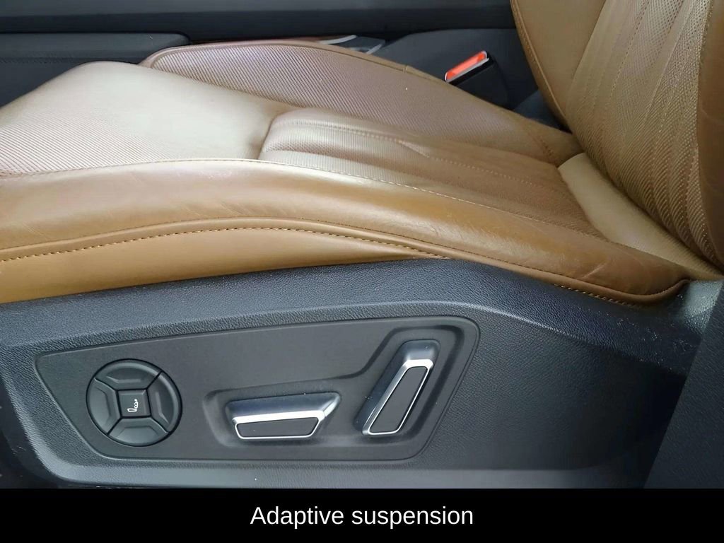 Used 2019 Audi e-tron Prestige w/ Prestige Package AWD/4WD image 15