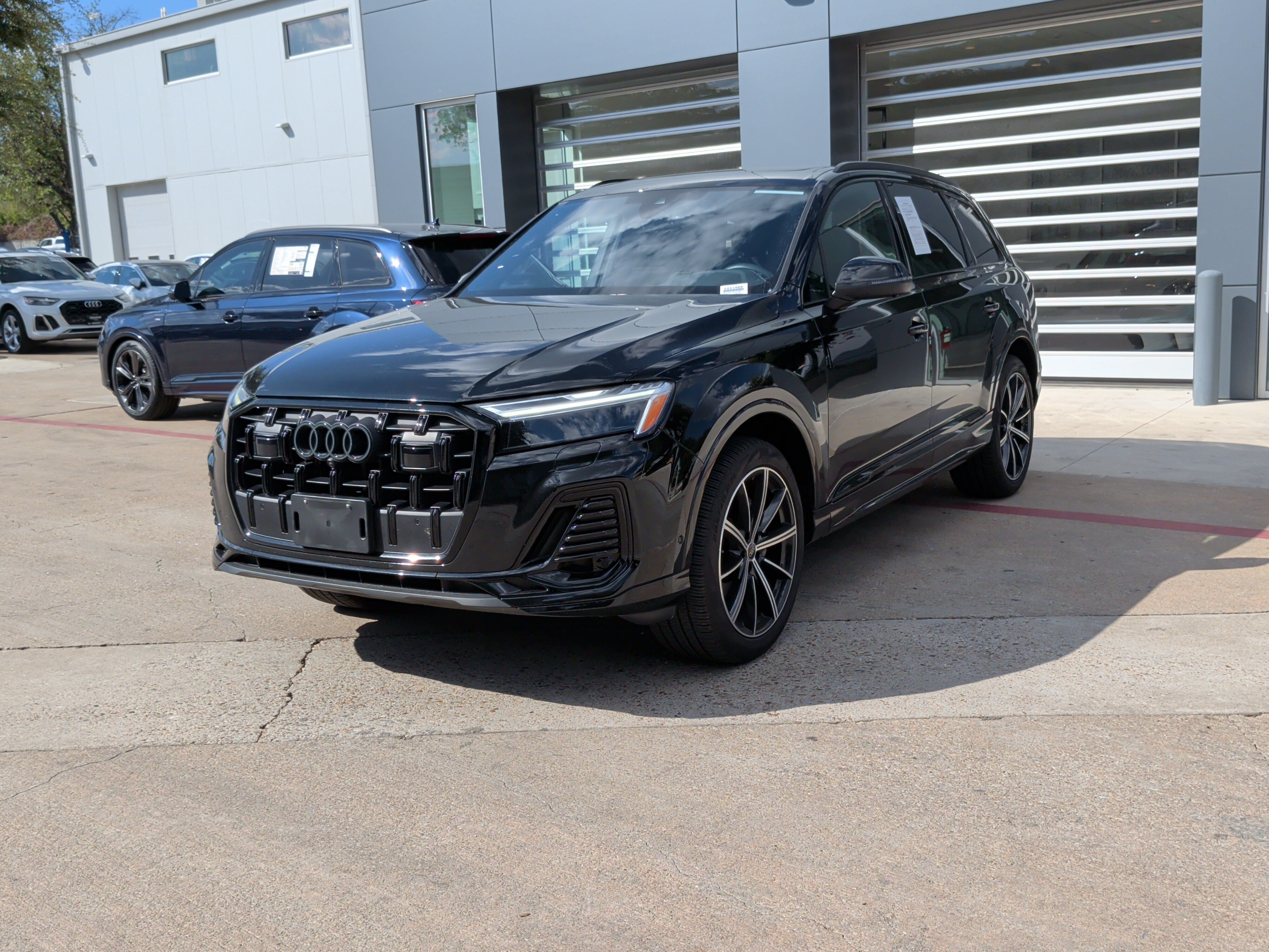 Used 2025 Audi Q7 2.0T Premium Plus w/ Premium Plus Package AWD/4WD image 5
