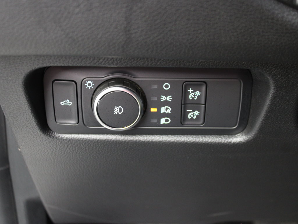 Used 2025 Ford Ranger XLT w/ Chrome Accent Package AWD/4WD image 49