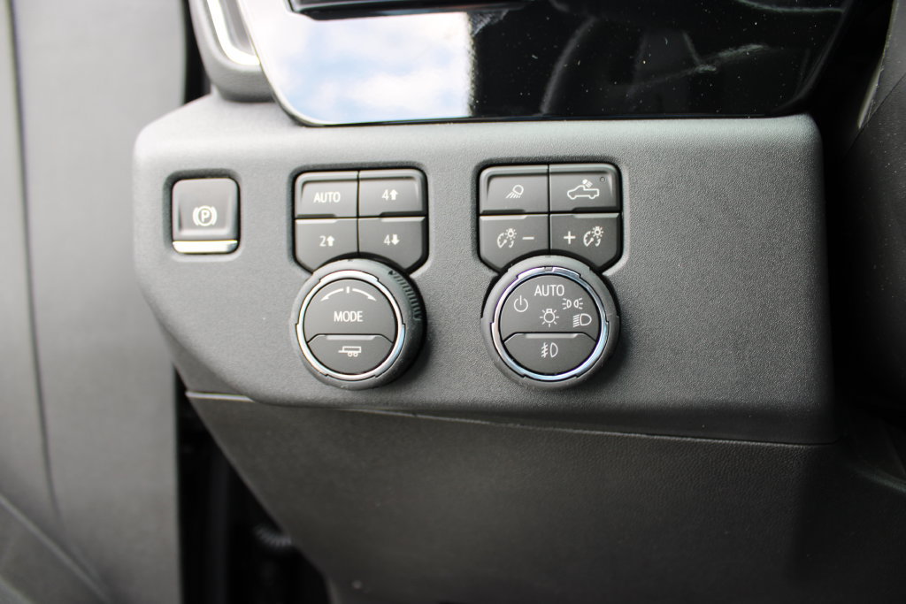 New 2026 Chevrolet Silverado 1500 RST w/ Safety Package AWD/4WD image 19