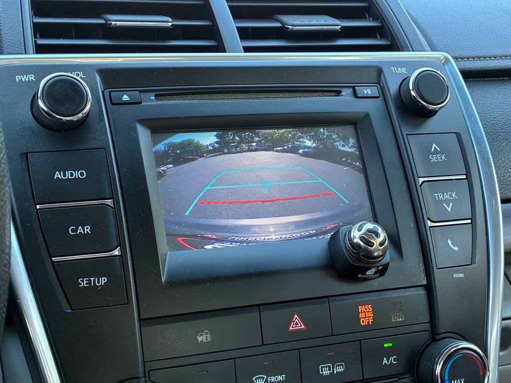 Used 2015 Toyota Camry LE FWD image 17