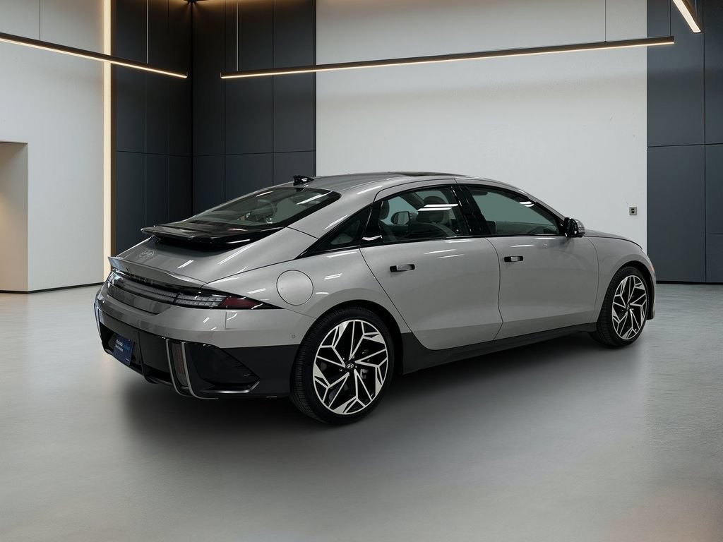 Certified 2024 Hyundai Ioniq 6 Limited AWD/4WD image 7