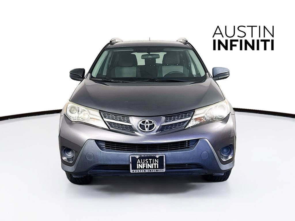 Used 2015 Toyota RAV4 LE image 2