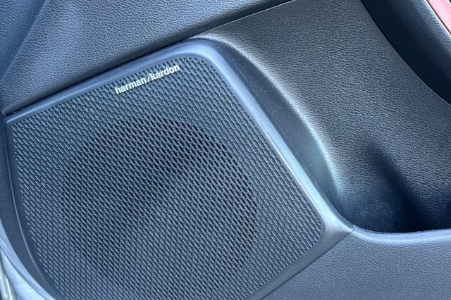 Certified 2025 Kia Soul GT-Line w/ GT-Line Technology Package FWD image 23