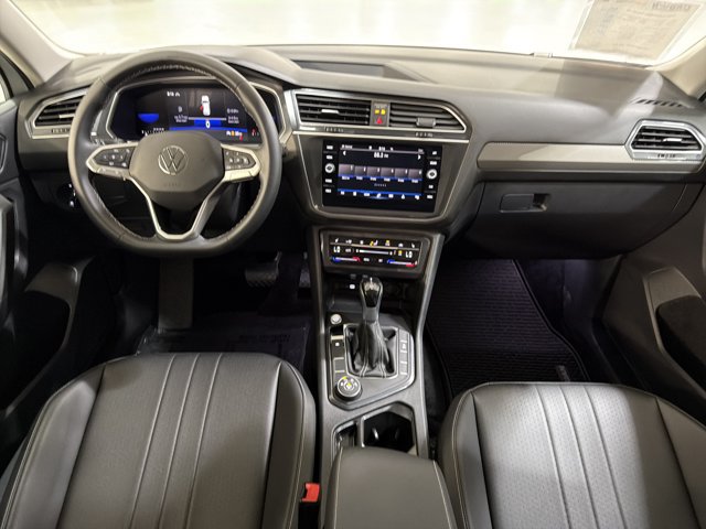Certified 2024 Volkswagen Tiguan SE AWD/4WD image 26