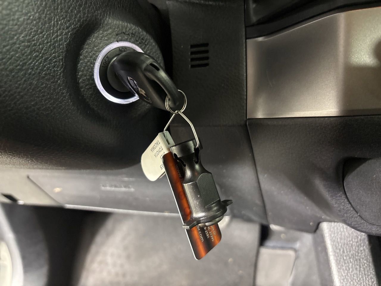 Used 2023 Toyota Tacoma SR image 13