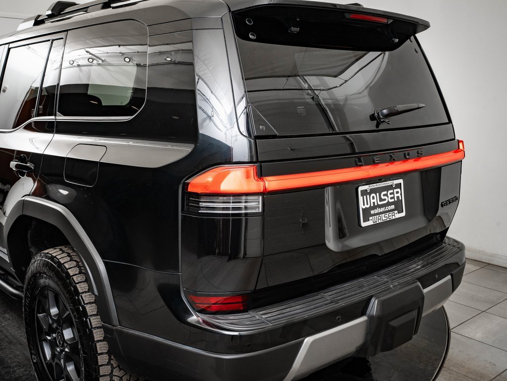 Used 2024 Lexus GX 550 image 19