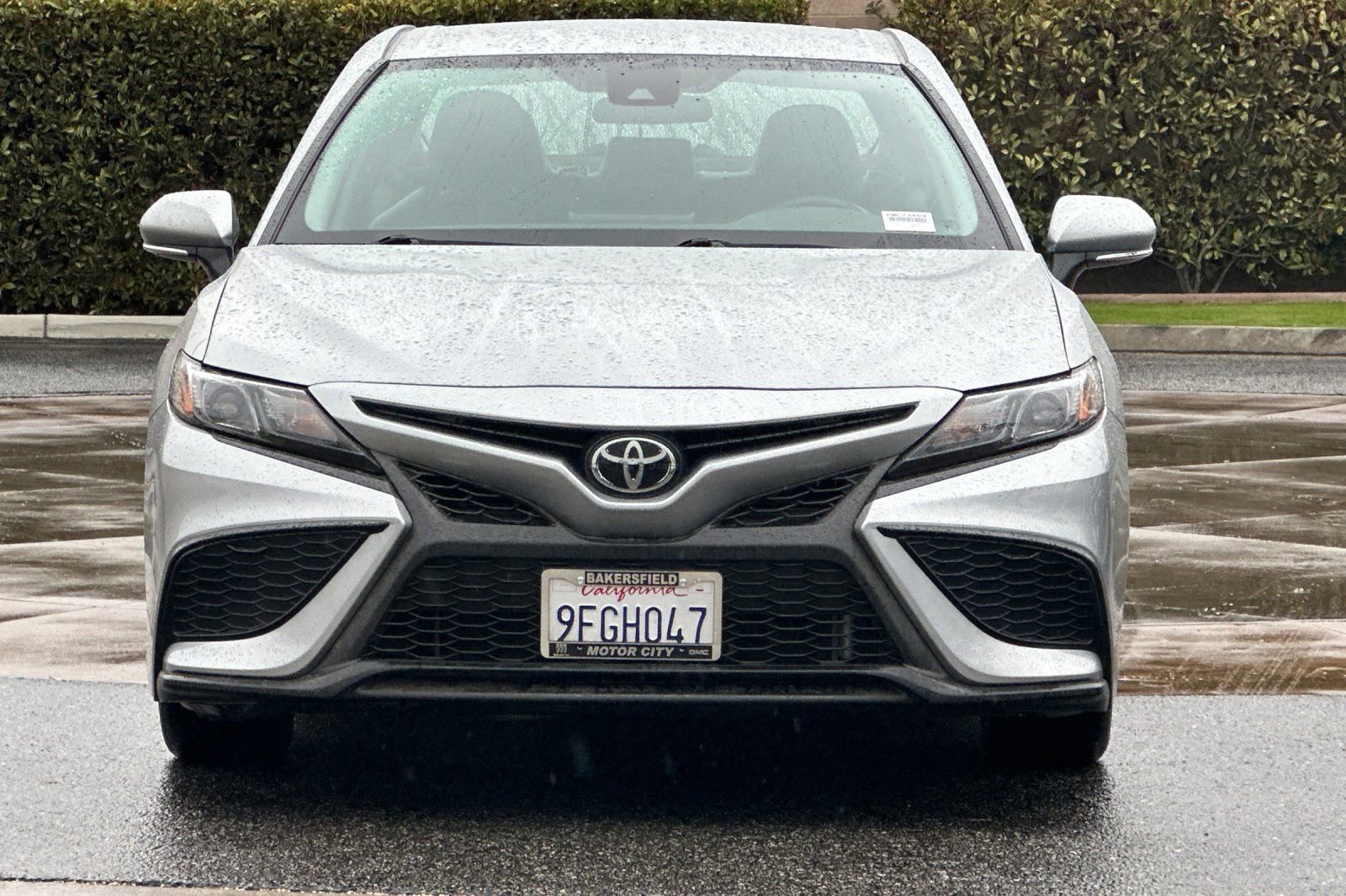 Used 2023 Toyota Camry SE image 9