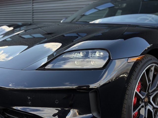 New 2025 Porsche Taycan 4S image 16
