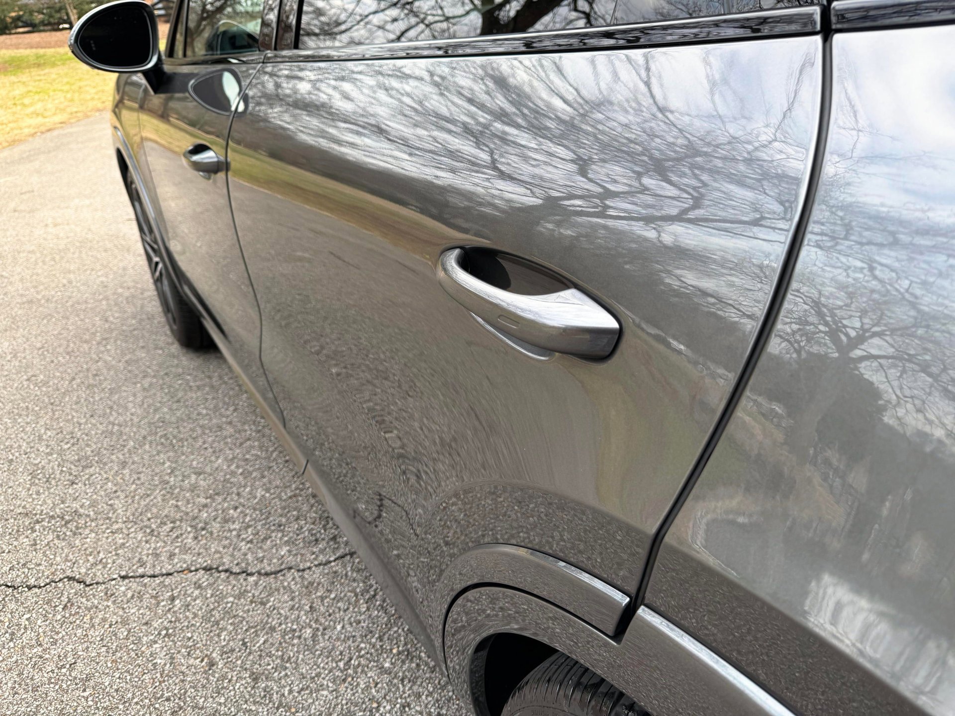 Used 2025 Porsche Cayenne GTS image 27