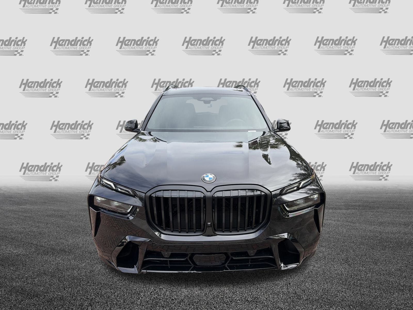 New 2026 BMW X7 xDrive40i w/ M Sport Package image 3