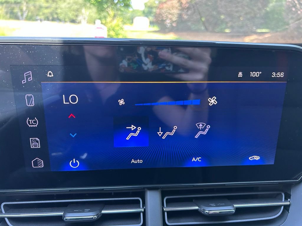 New 2026 Chevrolet Trax RS w/ Sunroof Package FWD image 30