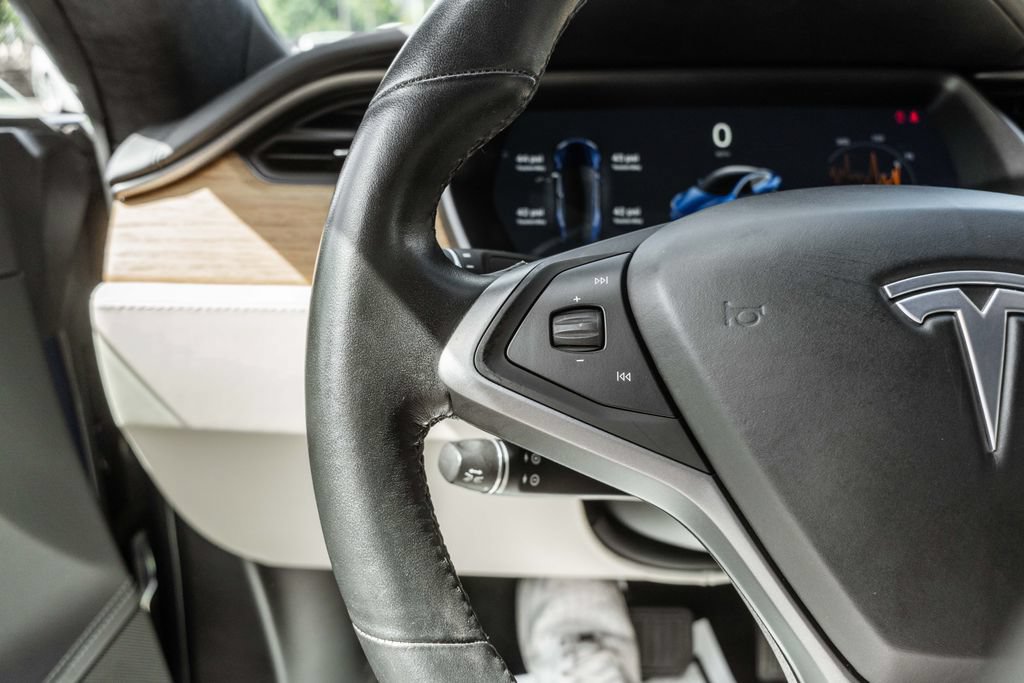 Used 2020 Tesla Model S Long Range Plus AWD/4WD image 21